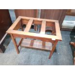 MAHOGANY SUITCASE STAND