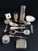 BAG LOT OF ANTIQUE SILVER AND OTHER ITEMS TO INCLUDE BRIDGE COUNTER