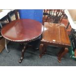 MAHOGANY NEST OF TABLES AND LAMP TABLE