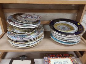 SHELF LOT OF COLLECTABLE PLATES