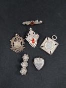 5 SILVER BROOCHES AND SILVER HEART
