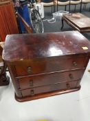 SMALL ANTIQUE 3 DRAWER CHEST