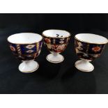 3 ANTIQUE IMARI DAVENPORT 1870 -1880 EGG CUPS