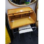 CHILDS DESK AND FOLDING CHAIR