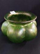 EARLY 20TH CENTURY IRRIDESCENT GREEN GLASS BOWL 13CM