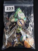 BAG OF BADGES AND SET OF ABOLONI JEWELLERY
