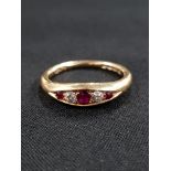 18 CARAT YELLOW GOLD DIAMOND AND RUBY RING 4GM