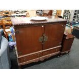 ANTIQUE MAHOGANY 2 DOOR CABINET