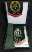 CASED PENDANT ROYAL IRISH, ROYAL ULSTER CONSTABULARY PENDANT AND BUTTONS AND AN ULSTER SPECIAL