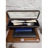 5 CASED CUTLERY SETS