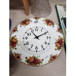 ROYAL ALBERT COUNTRY ROSE CLOCK