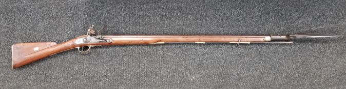 RING HAMMER INDIAN PATTERN 39' BROWN BESS RIFLE CIRCA 1809 AND BAYONET