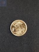 22 carat gold half sovereign Elizabeth II 1982