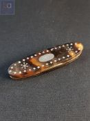 GEORGIAN GOLD, TORTOISESHELL AND MOTHER OF PEARL TOOTH PICK HOLDER