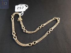 9 carat gold chain circa 38.2 grams