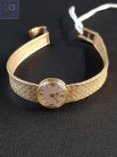 ladies 9 carat gold wrist watch circa 20.17 grams