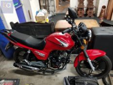 MOTORBIKE LEXMOTO HUNTER E4 RED 50CC - ONLY JUST OVER 3300 KILOMETERS/2000 MILES