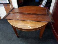 ANTIQUE WINDOUT DINING TABLE & EXTRA 2 LEAVES