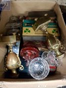 BOX LOT OF GLASSWARE AND BRASS