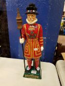 CARLTON WARE FIGURE - THE BEEFEATER