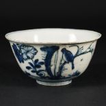 A Chinese white and blue porcelain bowl, Ming dinasty, end of 16th century