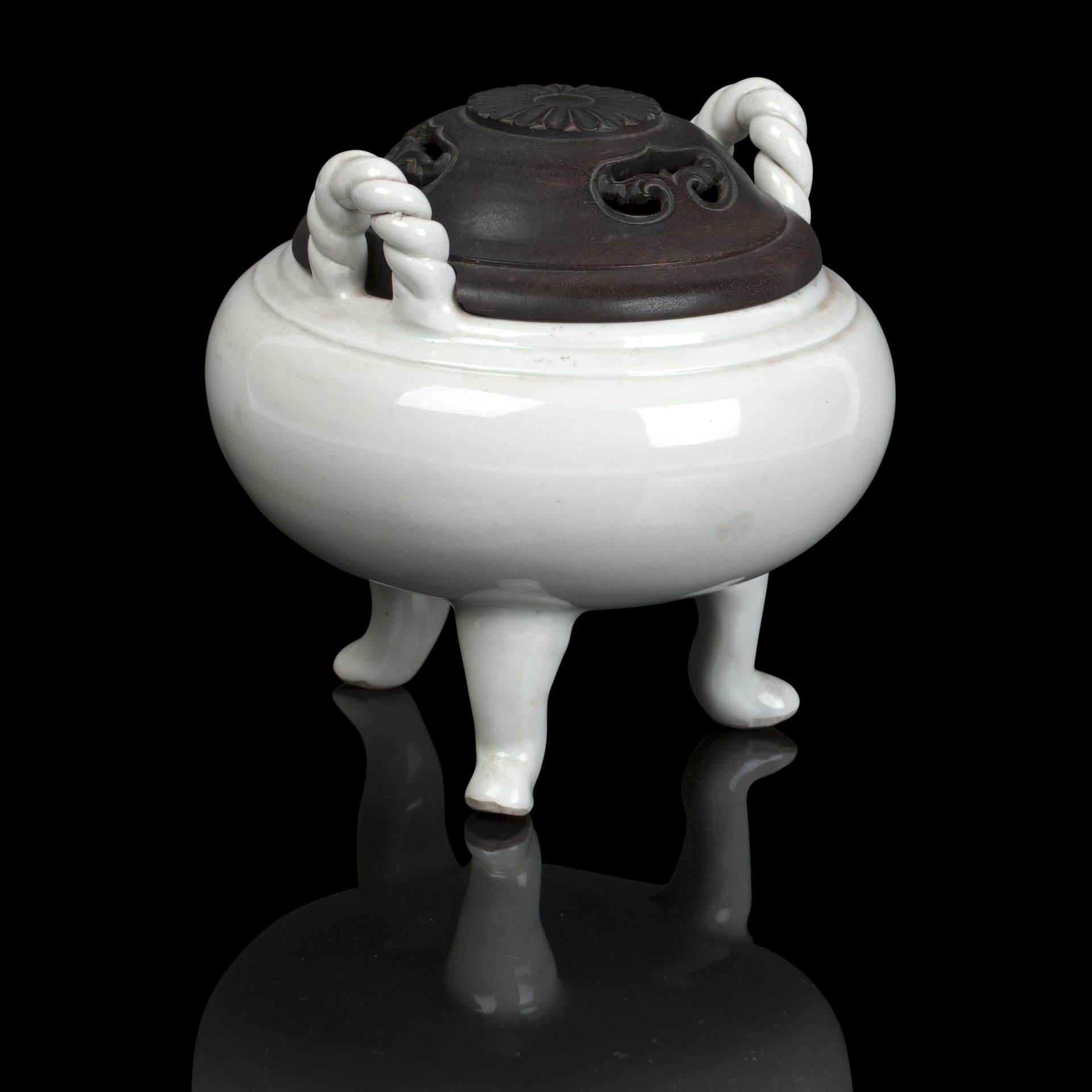 A CHINESE BLANC DE CHINE CENSER 18th century