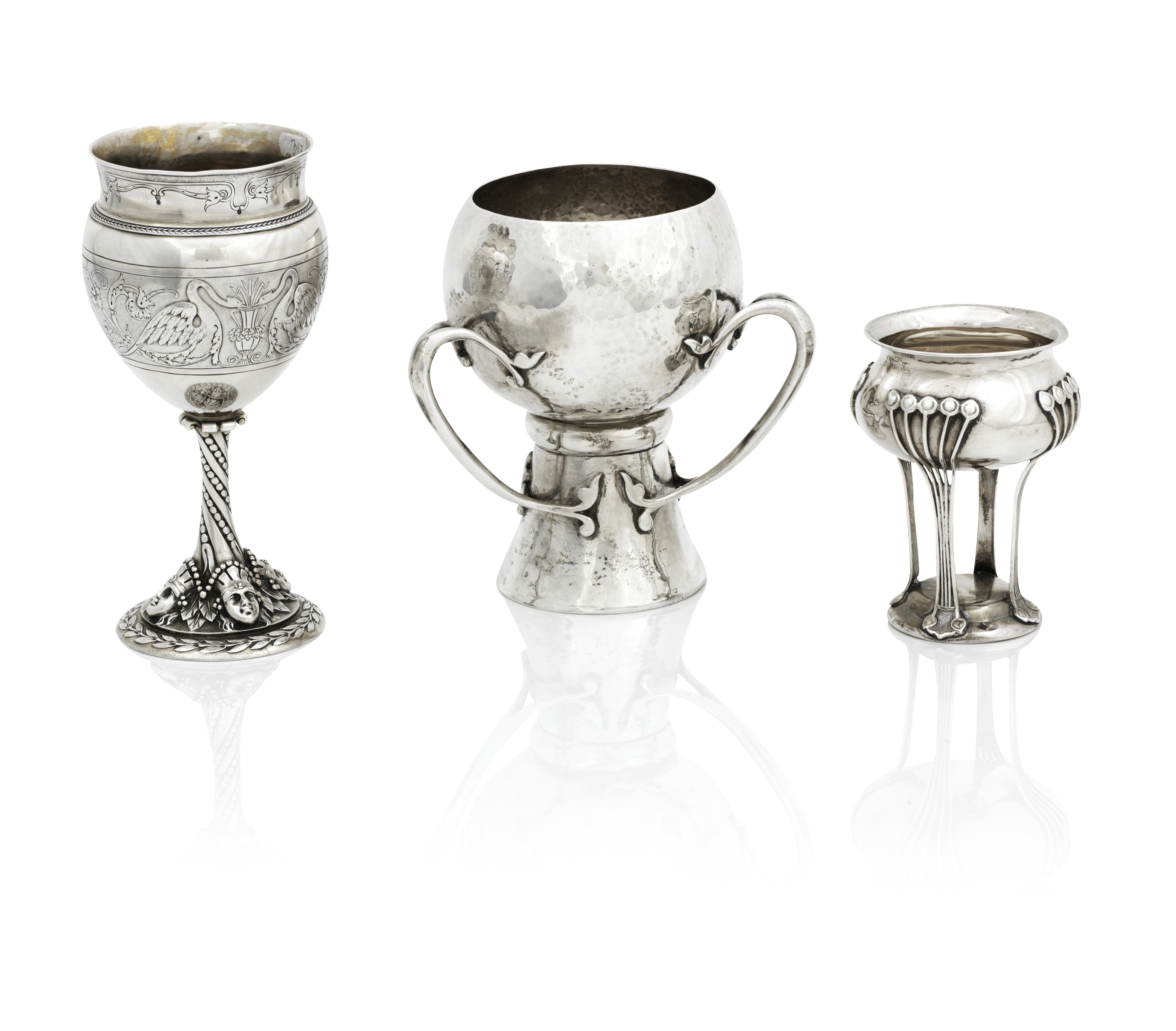 A VICTORIAN SILVER GOBLET Frederick Elkington, Birmingham 1871 (3)