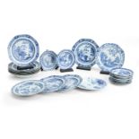 A COLLECTION OF CHINESE EXPORT BLUE AND WHITE PLATES 18th century (25)