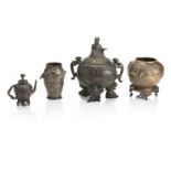 A COLLECTION OF JAPANESE BRONZE VESSELS Late 19th century (4)