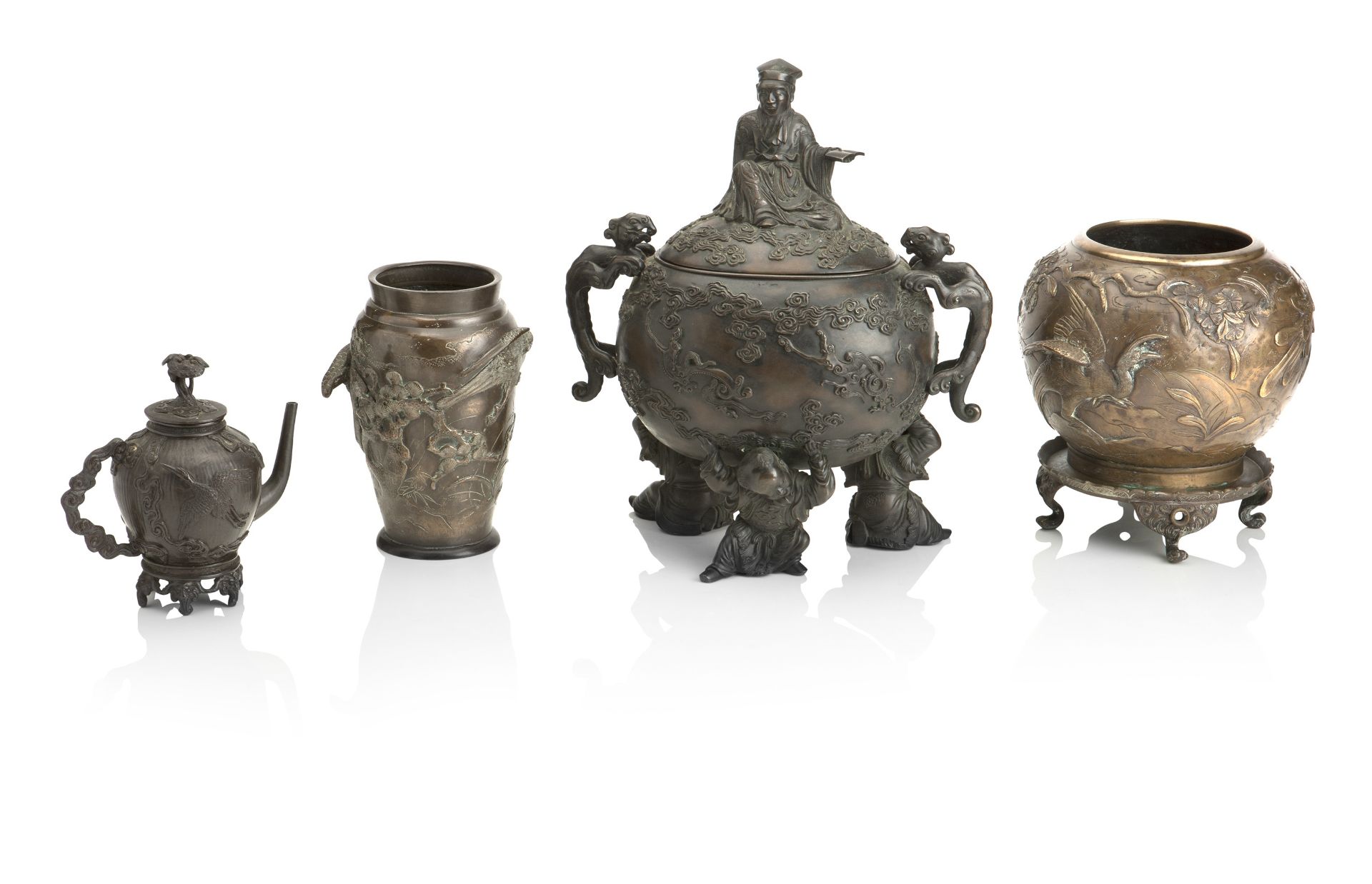 A COLLECTION OF JAPANESE BRONZE VESSELS Late 19th century (4)