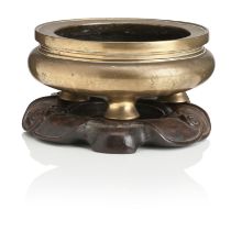 A CHINESE BRONZE CENSER 17th / 18th Century