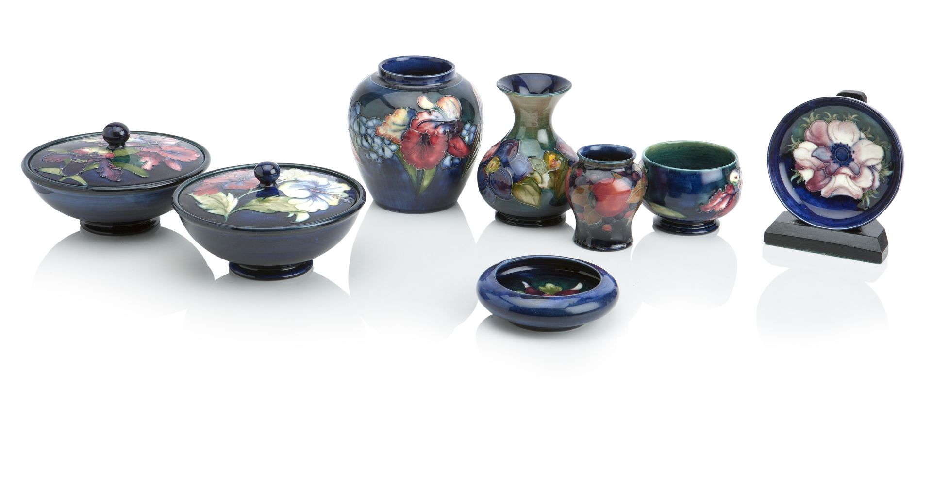 A COLLECTION OF MOORCROFT POTTERY