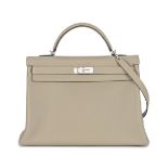 HERM&#200;S: A GRIS TOUTERELLE TOGO LEATHER RETOURNE KELLY 40 2011 (includes padlock, keys, cloch...