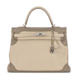 HERM&#200;S: AN ETOUPE AND ARGILE SWIFT LEATHER GHILLIES RETOURNE KELLY 35 2012 (includes padlock...