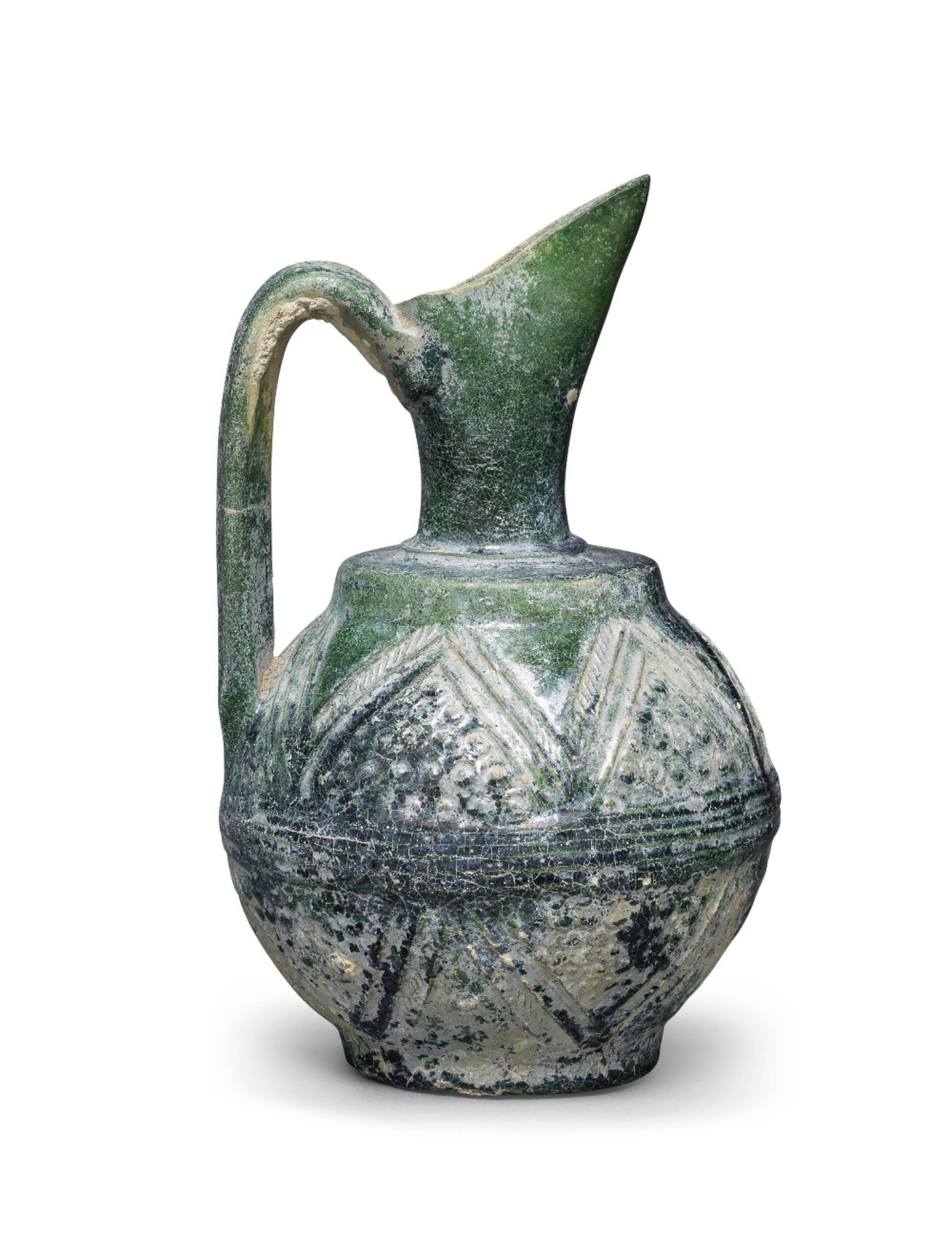An Umayyad monochrome moulded pottery ewer Syria or Mesopotamia, 8th/ 9th Century - Bild 2 aus 4