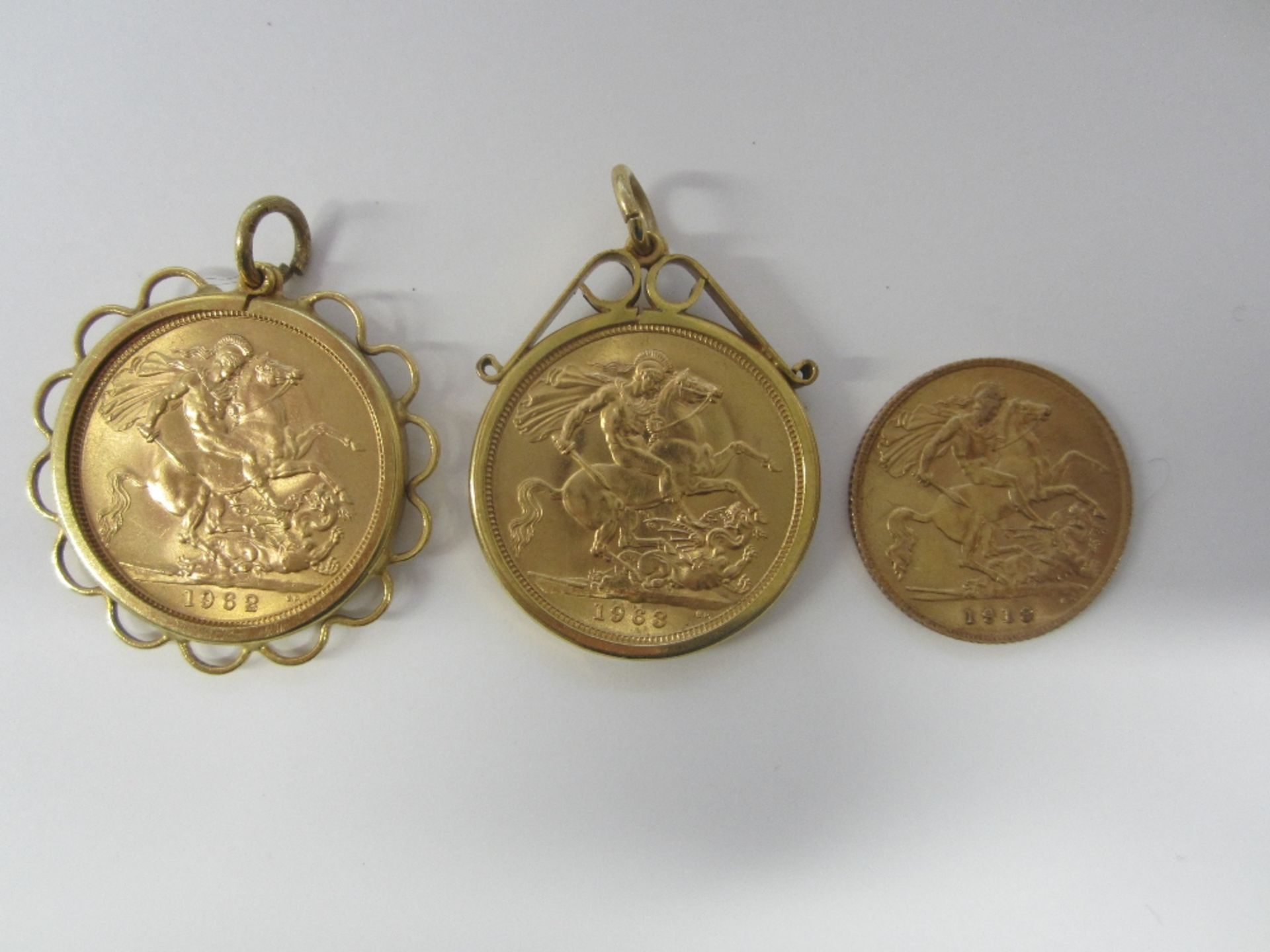 Sovereigns and Half Sovereign, - Image 2 of 2