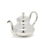 A Russian silver teapot Pavel Ovchinnikov, St Petersburg 1877