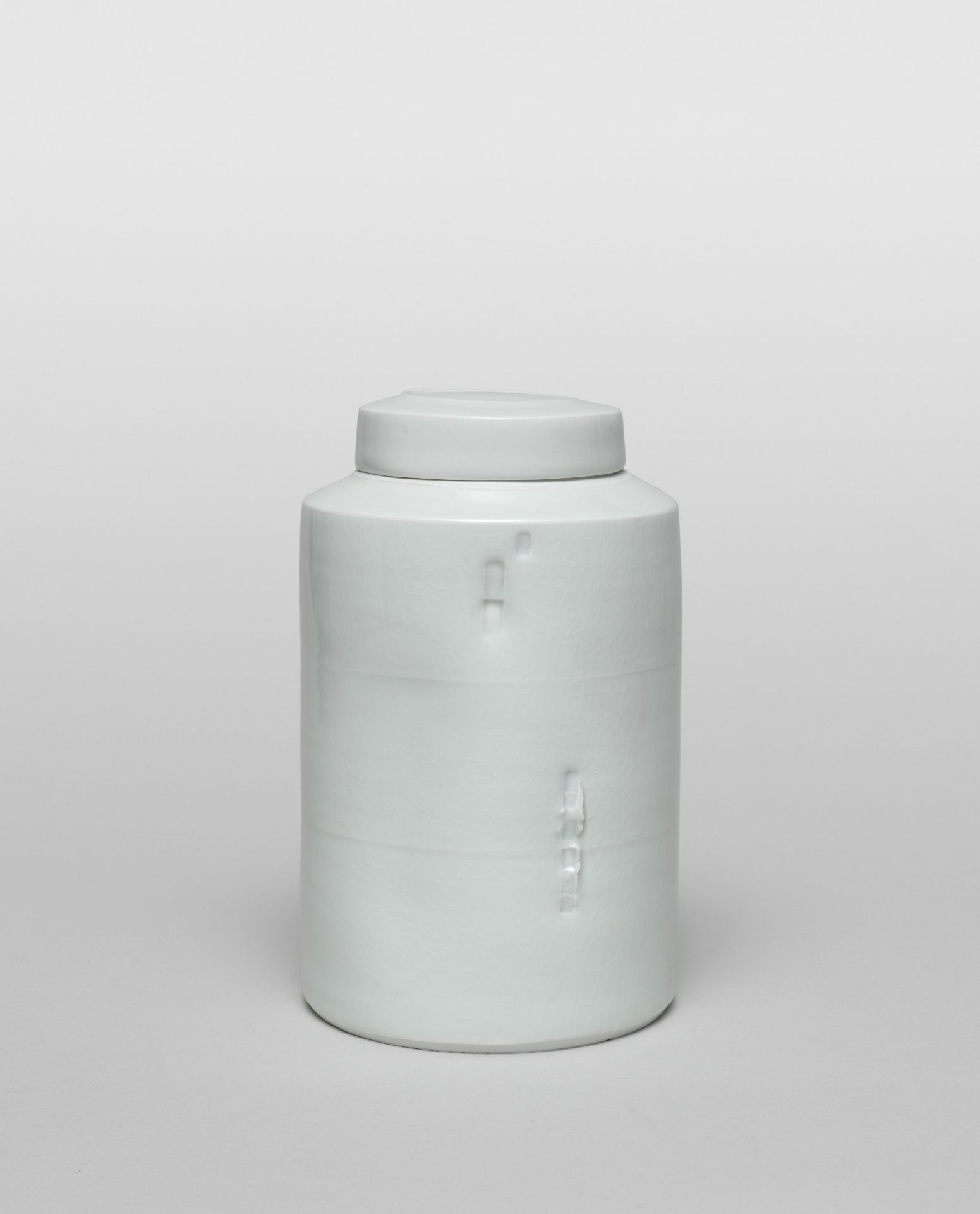 Edmund de Waal Large lidded jar, circa 2000