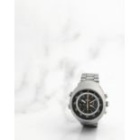 Omega. Chronographe bracelet en acier mouvement m&#233;canique Omega. A stainless steel manual wi...