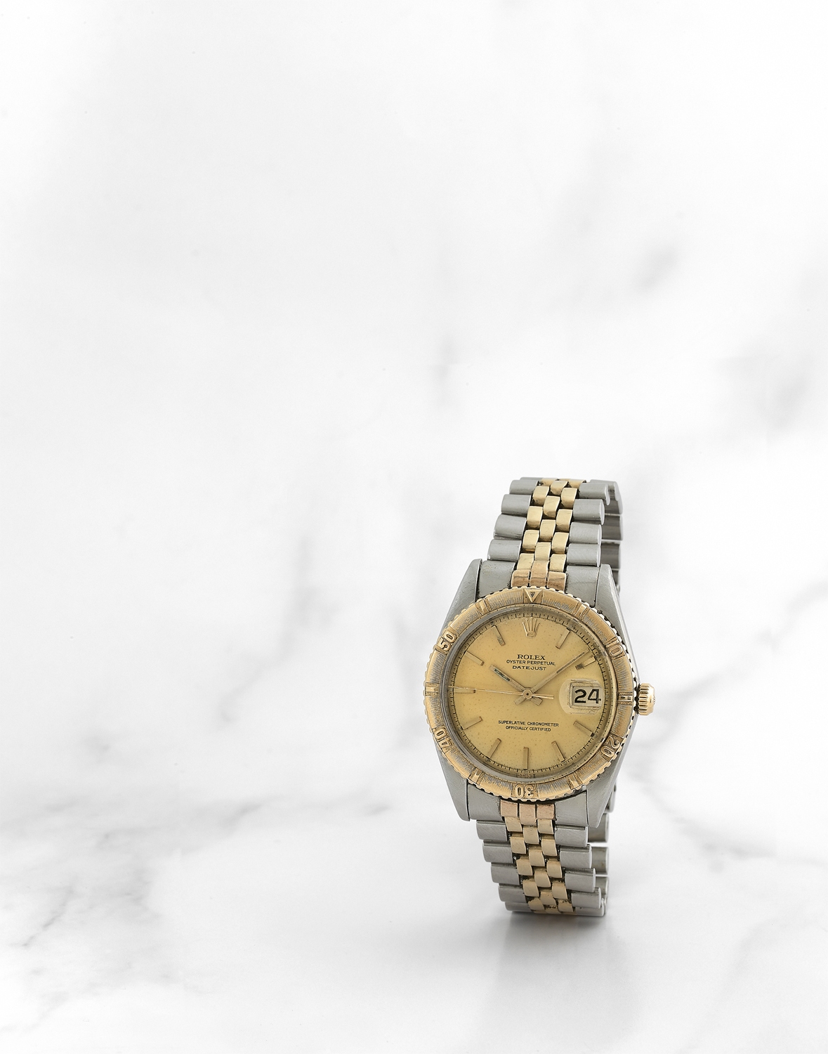 Rolex. Montre bracelet en or jaune 18K (750) et acier avec date mouvement automatique Rolex. A st...