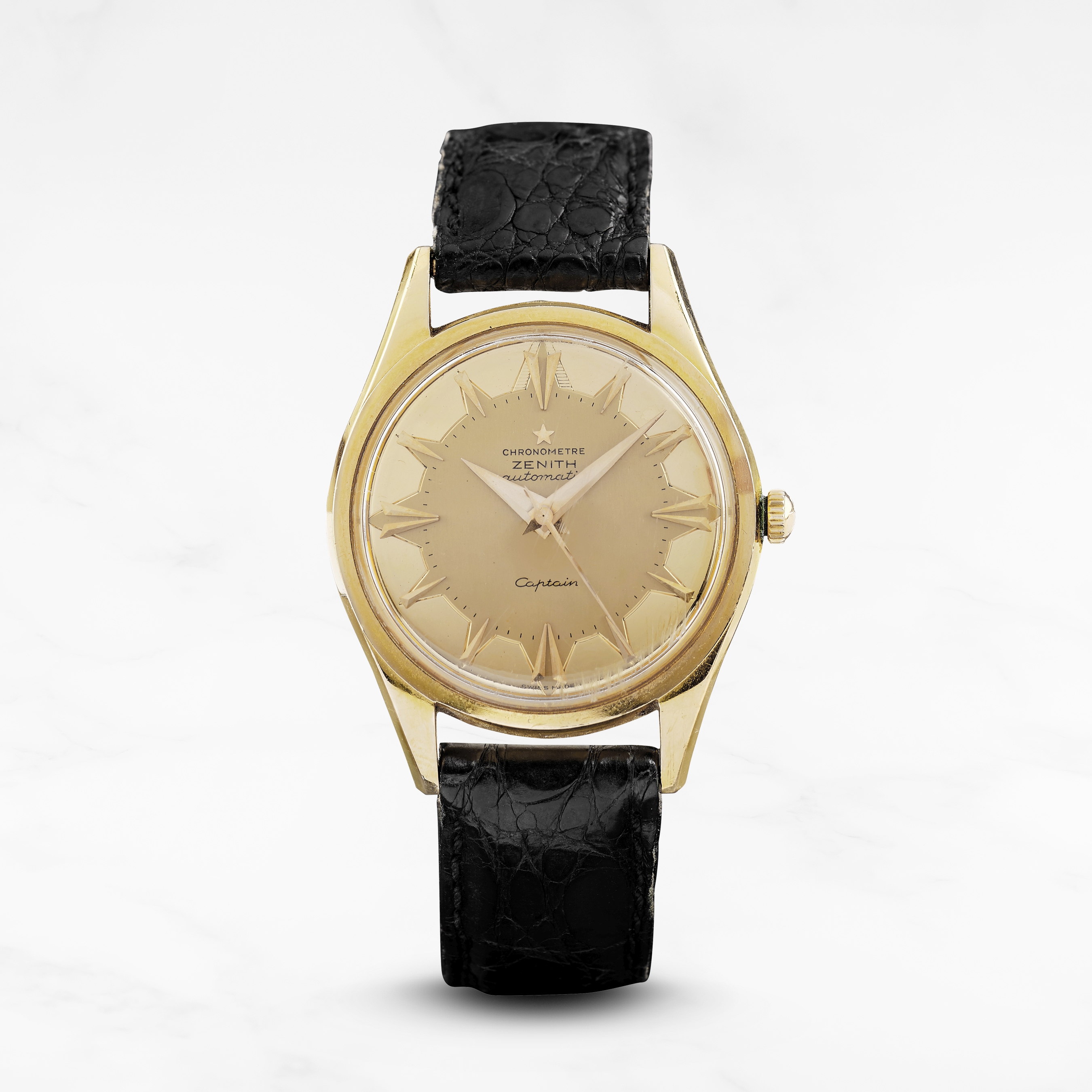 Zenith. Belle montre bracelet en or jaune 18K (750) avec seconde centrale mouvement automatique Z...