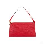Louis Vuitton : Pochette Epi Rouge