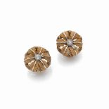 BUCCELLATI: PAIRE DE CLIPS D'OREILLE OR ET DIAMANTS