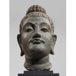 T&#202;TE DE BOUDDHA EN SCHISTE ANCIENNE R&#201;GION DU GANDHARA, III/IVE SI&#200;CLE