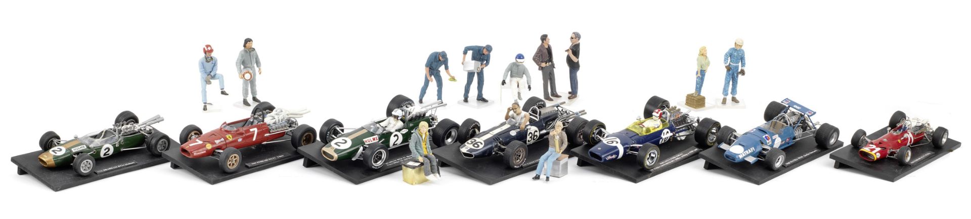 Seven scale models of 1966-1968 Grand Prix cars, ((17))