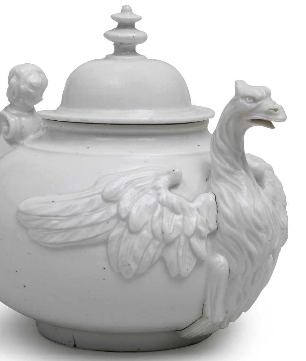 An extremely rare early Meissen teapot and cover, circa 1715-20 - Image 5 of 5