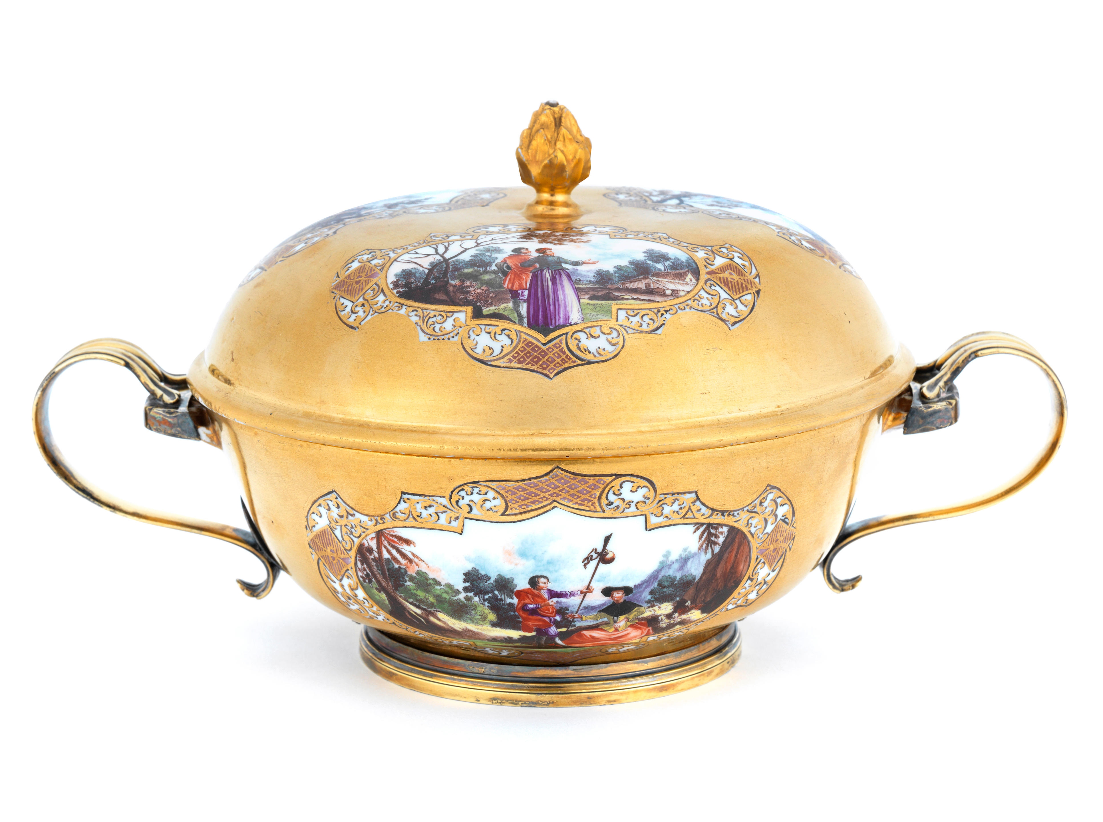 A Meissen gold-ground ecuelle and cover, circa 1735-40
