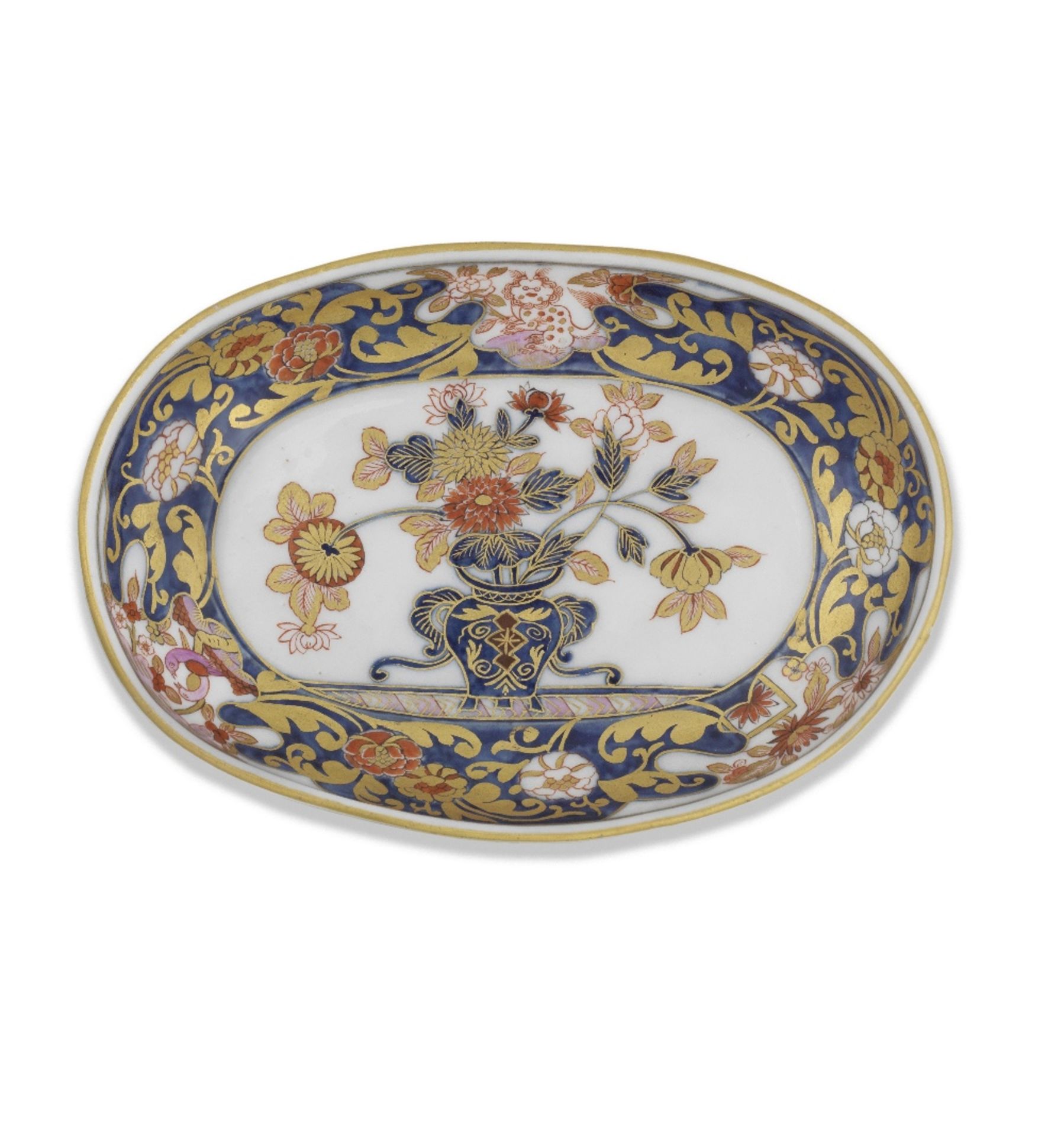 A very rare pair of Meissen Imari sauceboats and oval stands, circa 1740 - Image 2 of 2