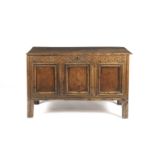 A LATE 17TH CENTURY OAK COFFER