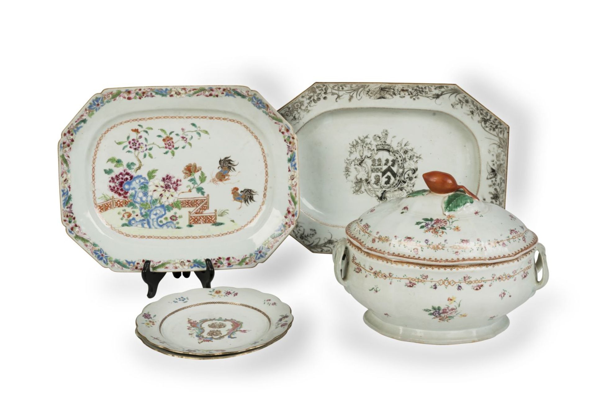 A COLLECTION OF CHINESE EXPORT PORCELAIN Qianlong (1735-1796)